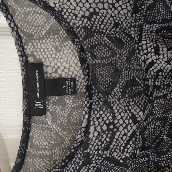 Inc ruffle top - Picture 2 of 3